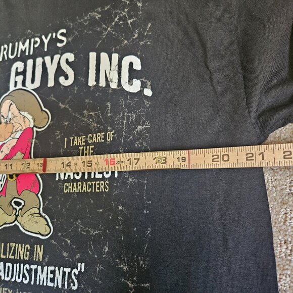 VTG Walt Disney World Long Sleeve Shirt GRUMPY'S Tough Guys SZ Large Black NWT - Picture 8 of 10